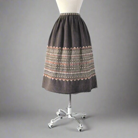 Vintage 50s 60s South American Birds | Swans Full Skirt M - Picture 1 of 10